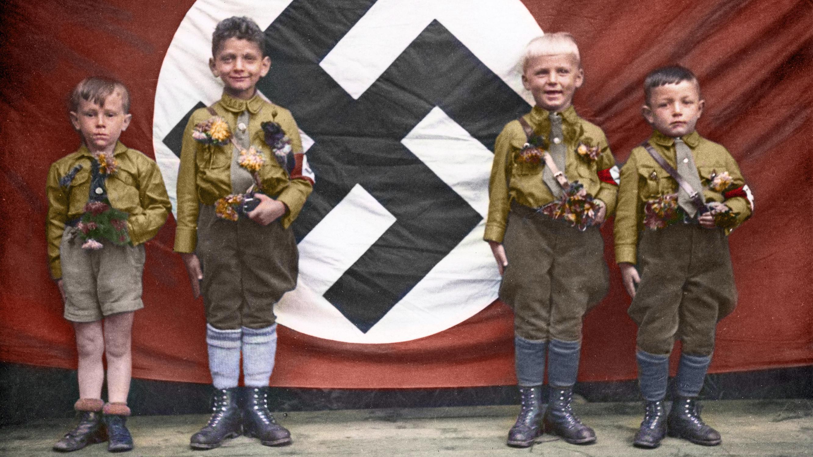 Немецкие дети в россии. Эдельвейс Гитлерюгенд. Гитлерюгенд 1945. Юнгфольк Гитлерюгенд.